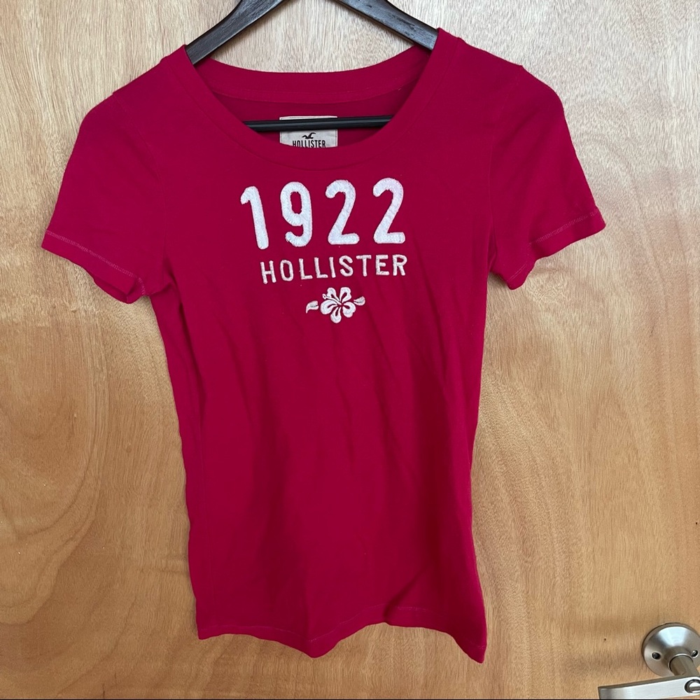 Hollister Dark Pink T shirt
